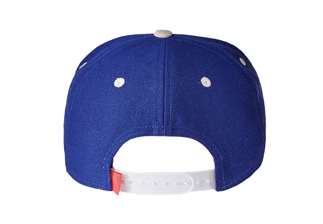 Snapback Cap lila 586 Rückseite