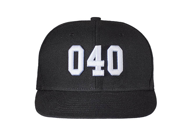 Snapback Cap schwarz 534 Vorderseite